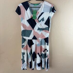 Amazon Kimmery NWT Dress Cap Sleeves Pink White Blue Geometric Medium